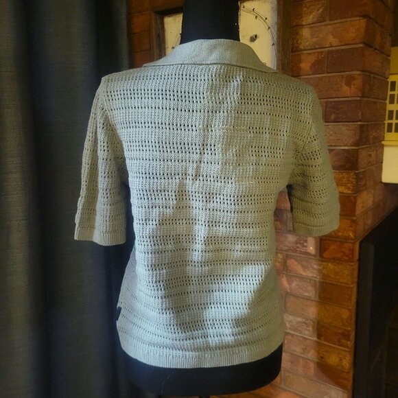 NWT! DKNY Warm Sage Loose Weave Short-Sleeved V-Neck Sweater - Size M - Picture 5 of 8